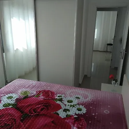 Luxury With Private Garden * Karavas (Northern Cyprus)